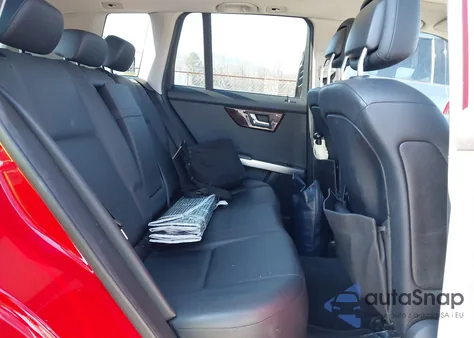 2011 Mercedes-Benz Glk 350 4Matic z USA, uszkodzony, nr VIN WDCGG8HB1BF637357